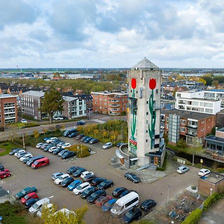 B&B De Tulpentoren Roelofarendsveen Exterior photo